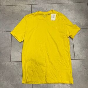Guess men’s t ahirt